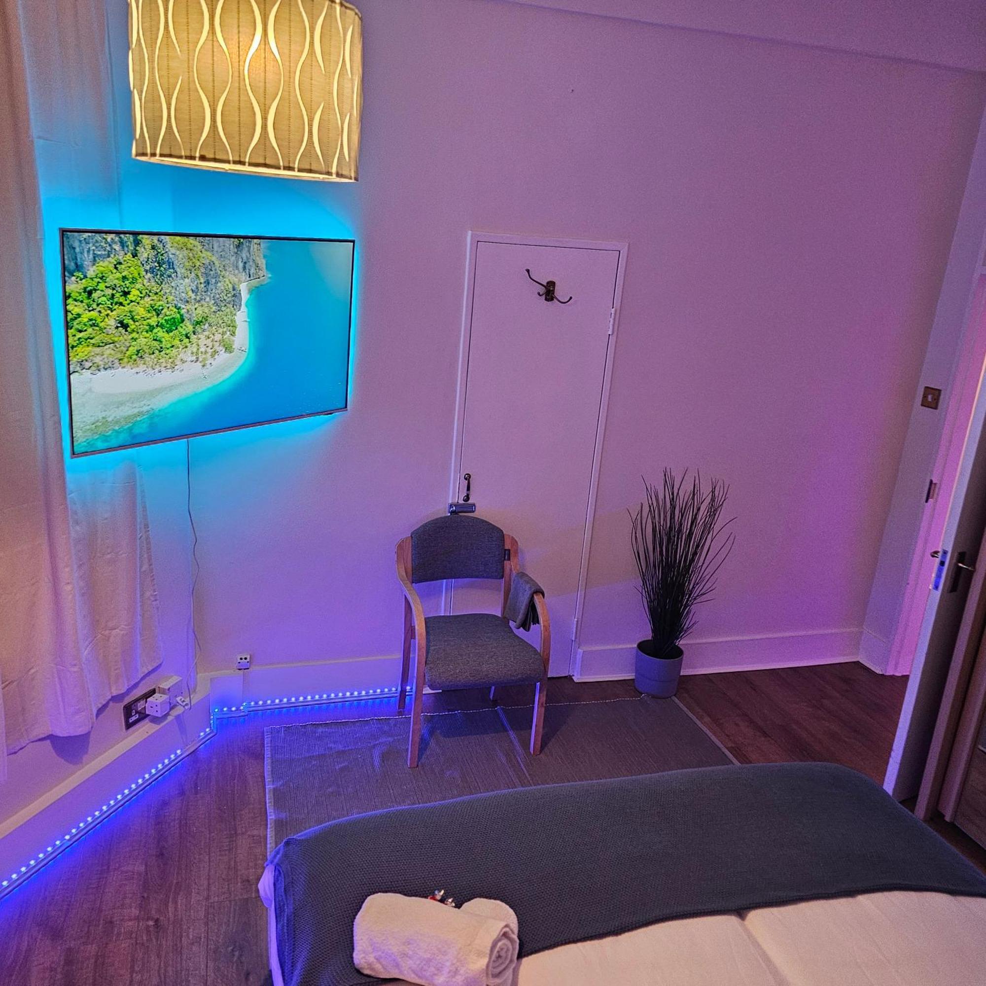 Spacious Flat In Appartement